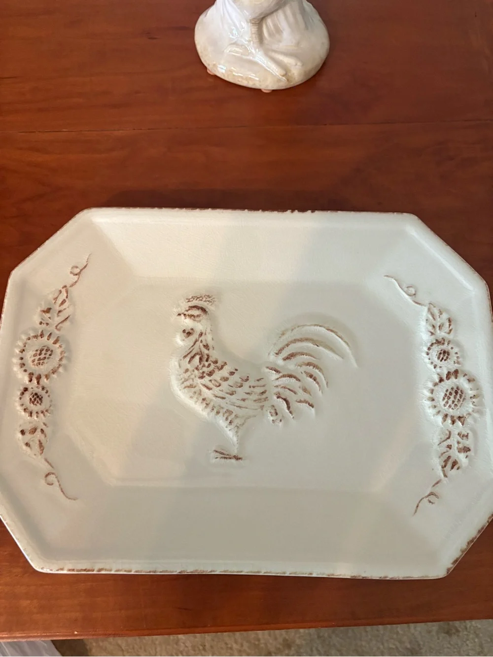 Farmhouse Ceramic Rooster Figurine & Decorative Platter Set Cream
